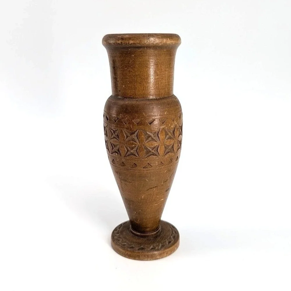 Antique Hand-Turned Carved Wooden Bud Vase Folk Art Primitive Decor c. 1900–1940